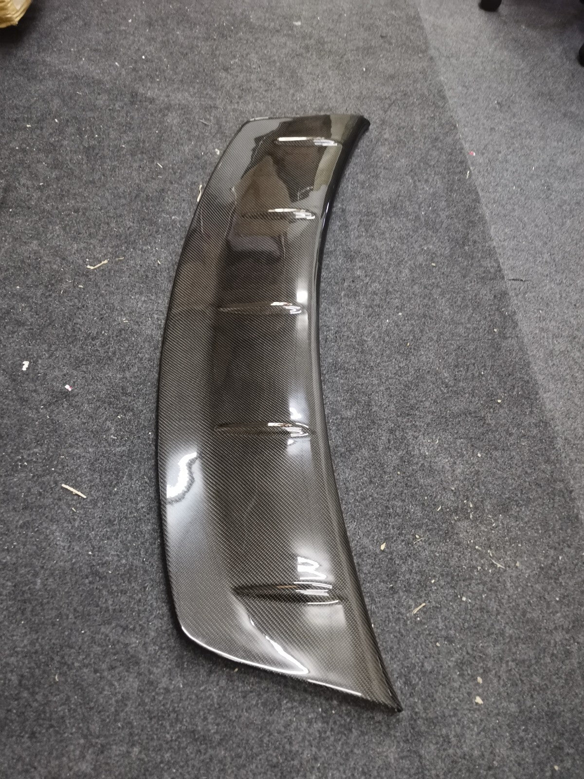Fit For Nissan GTR R35 Carbon Fiber Rear wing Flap (Stick on to OEM Spoiler)