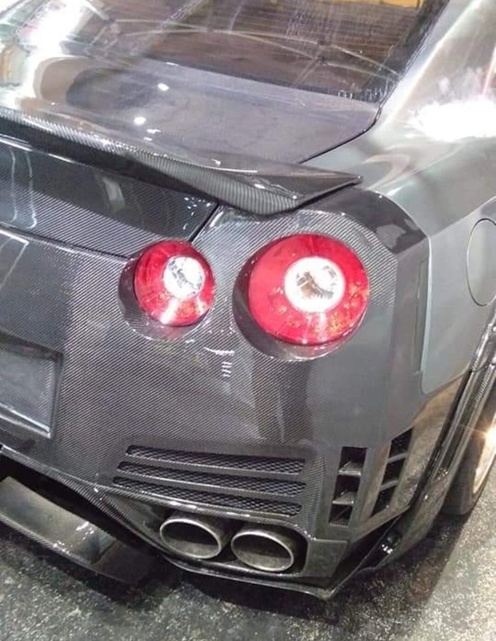 09-20 Fit For Nissan GTR R35 Ducktail Carbon Fiber Spoiler Lid