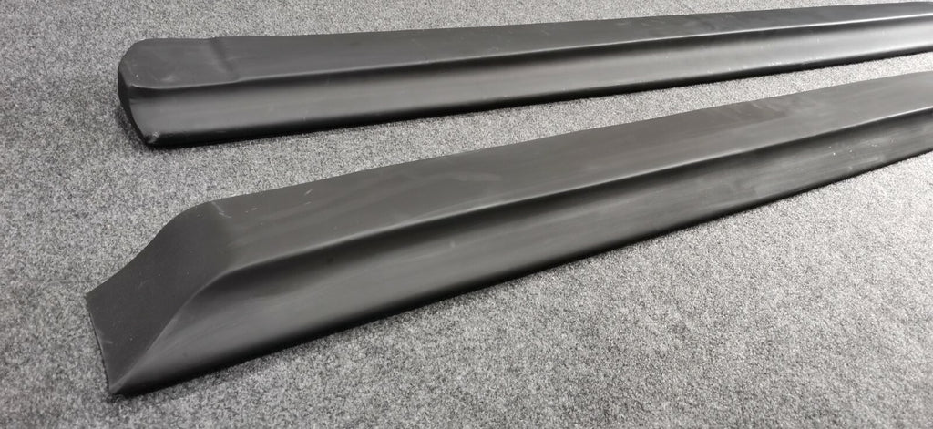 Fit For R32 GTR FRP SIDE SKIRT EXTENSIONS (For N1 side skirt only)