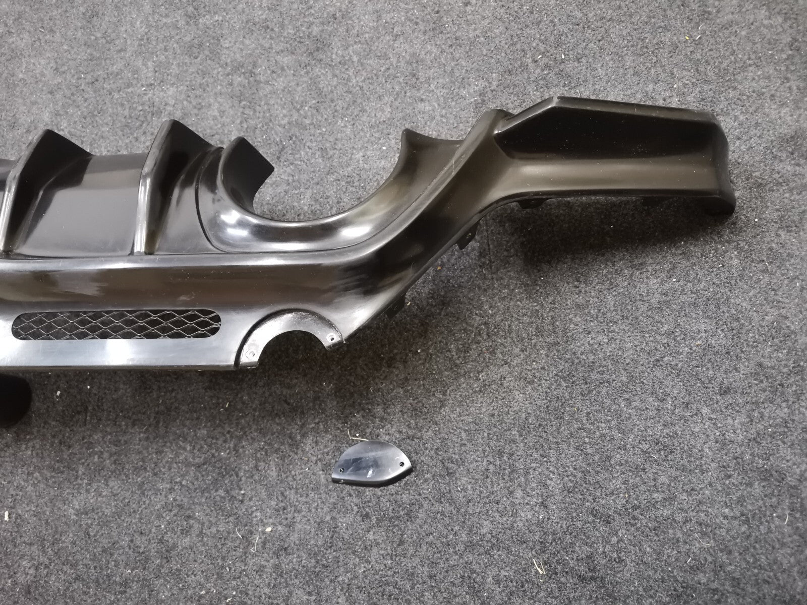 Fit for Toyota Yaris GR Rear Bumper FRP Diffuser With Carbon Heat Shield Cover 