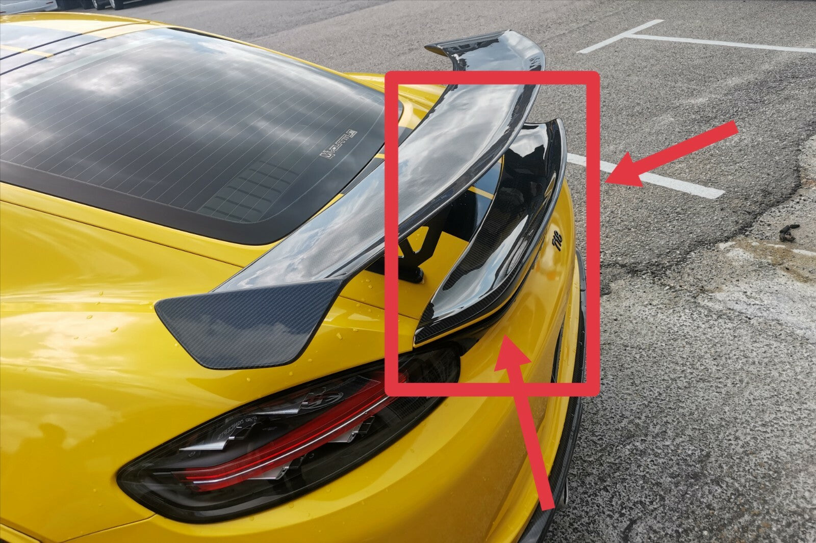 FIT FOR PORSCHE CAYMAN 718 CARBON FIBER REAR DECKLID MIDDLE SPOILER (Stick On)