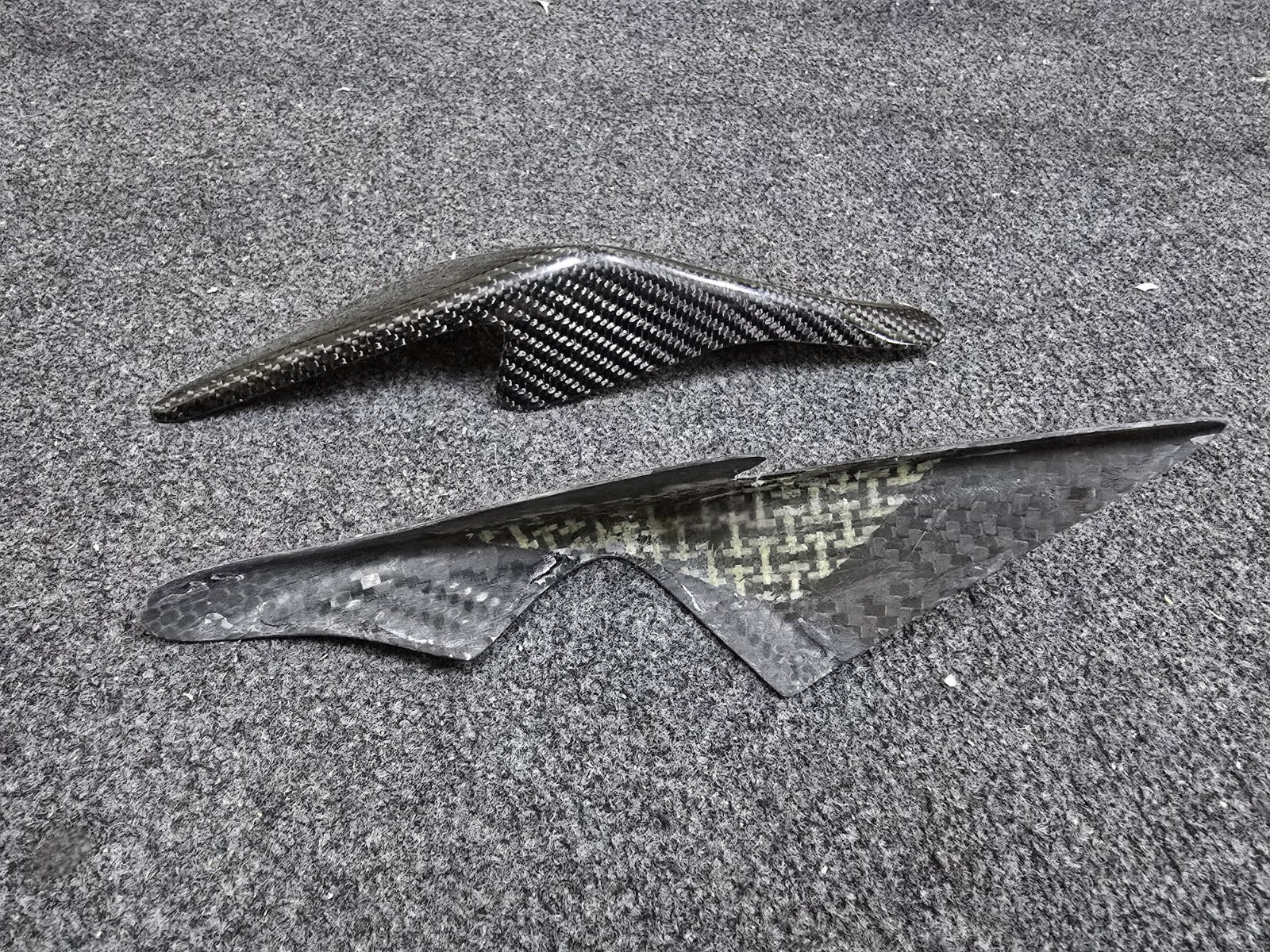Carbon Fiber Tail Sliders fit for BMW S1000RR '19-'22 & M1000RR '21-'22