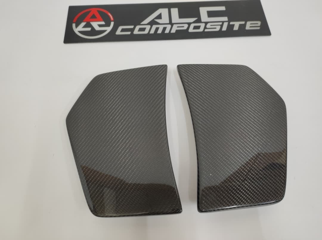 For Audi TTS/TTRS MK3 8S Carbon Fiber Rear Bumper Splitter Fin Canard/side spat