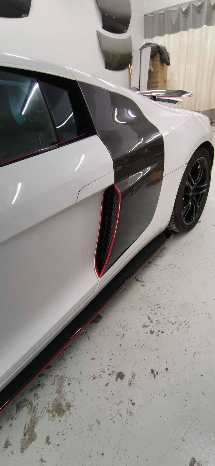 FIT FOR AUDI R8 V8 & V10 COUPE 08-15 CARBON FIBRE SIDE BLADES (LEFT AND RIGHT)
