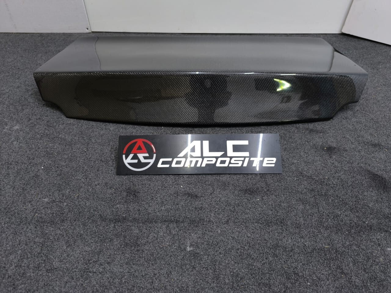 Fit For Nissan R35 GTR OE-Style Dry Carbon Rear Bonnet Trunk Boot