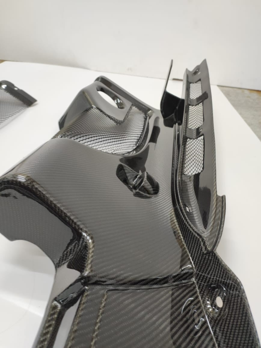 Fit For 07-15 Audi R8 V8/V10 Coupe Dry Carbon Fiber Rear Engine Bay Cover Kit