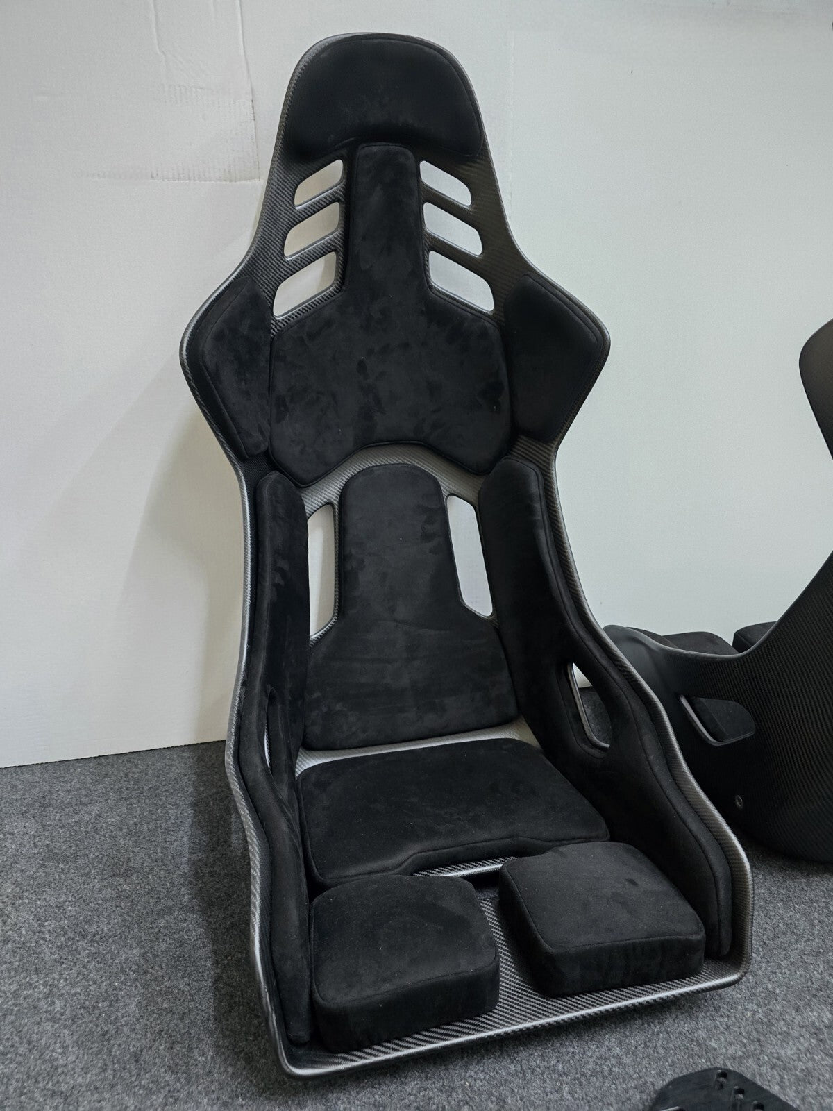 Dry Carbon Fiber Lightweight Bucket Seat With Padding & Bracket Harness 2pc 1set