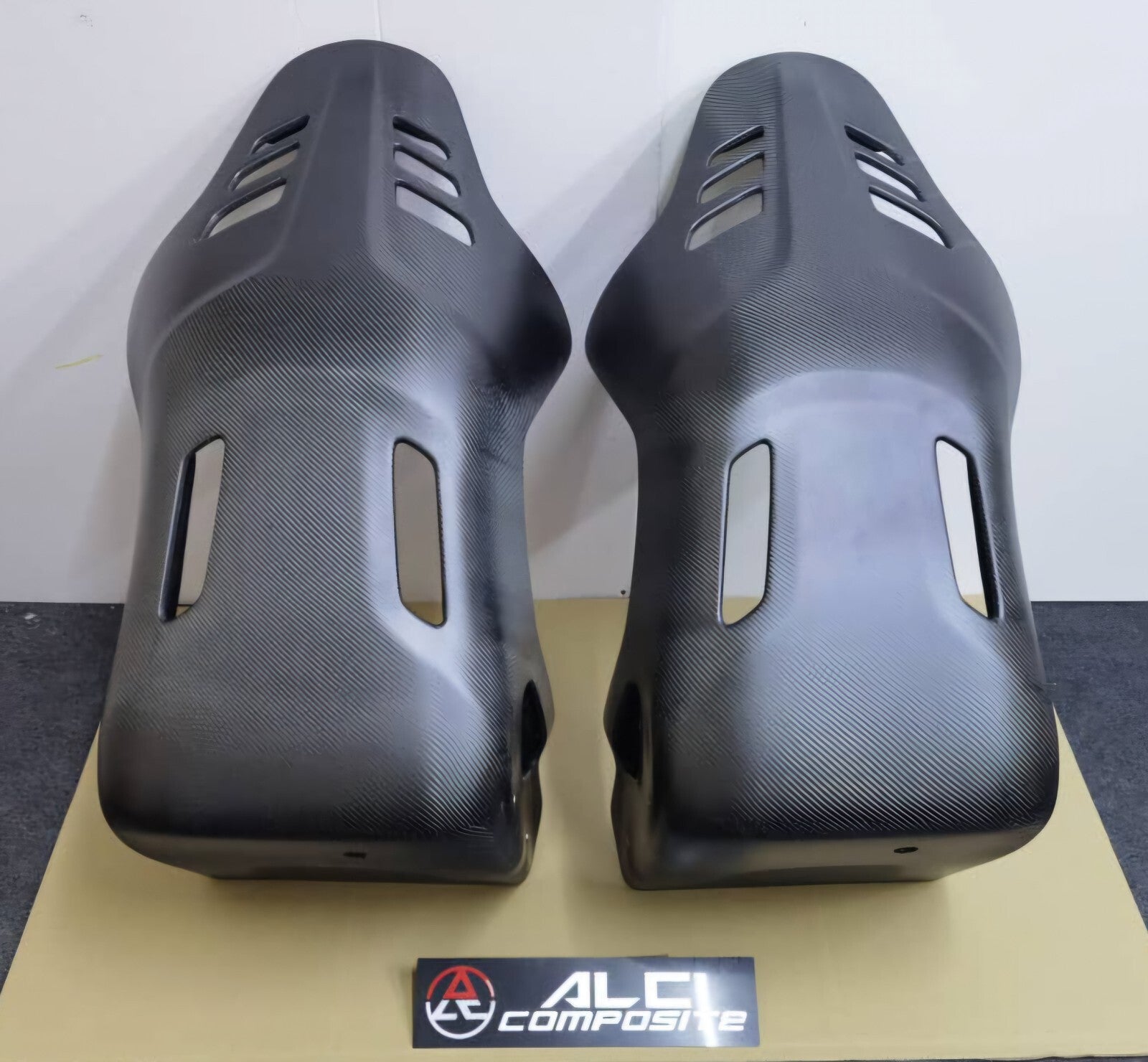 Dry Carbon Fiber Lightweight Bucket Seat With Padding & Bracket Harness 1pc