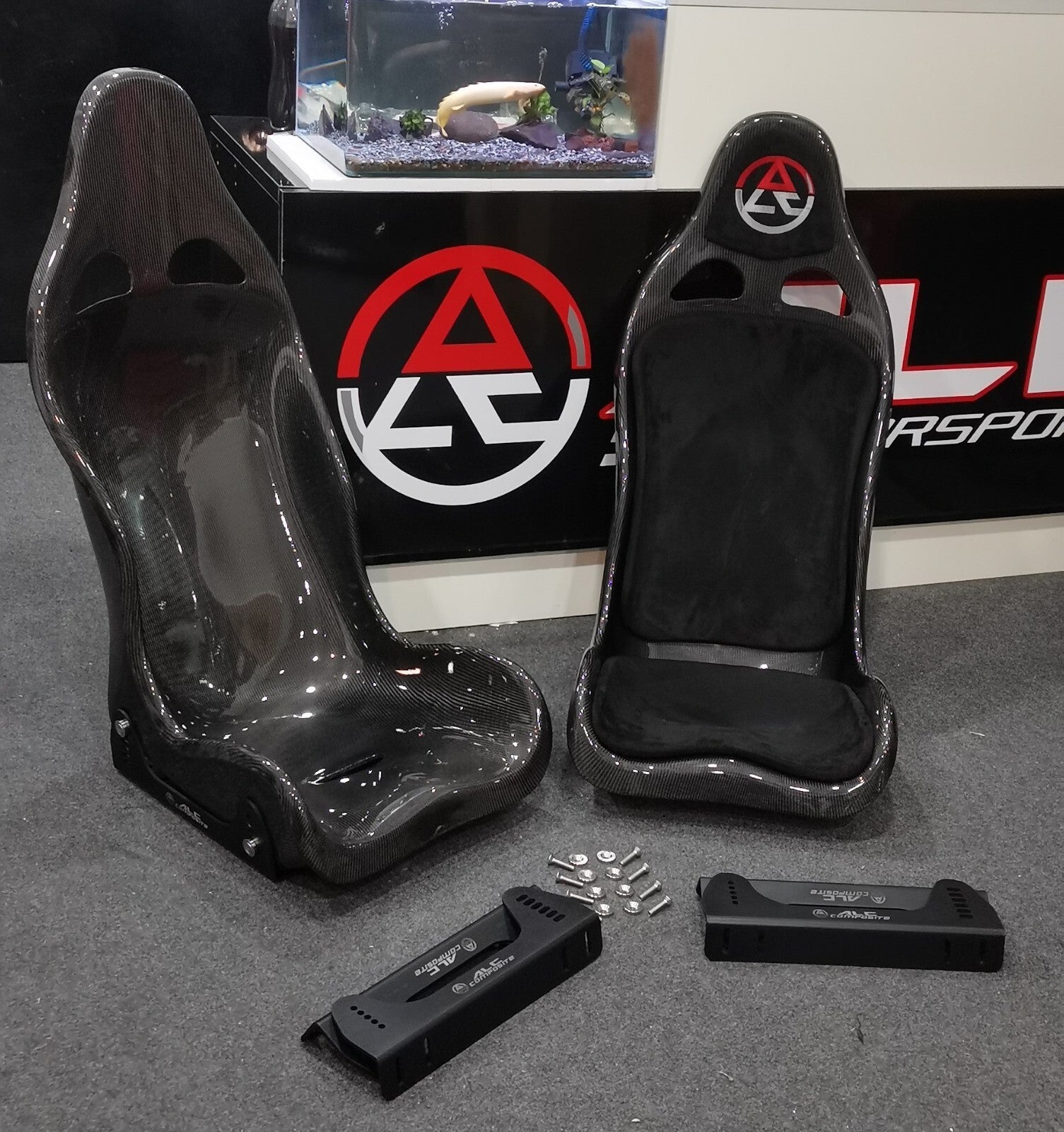 Dry Carbon Bucket Seat With Suede Padding 2pc (UPS EXPRESS SHIPPING)