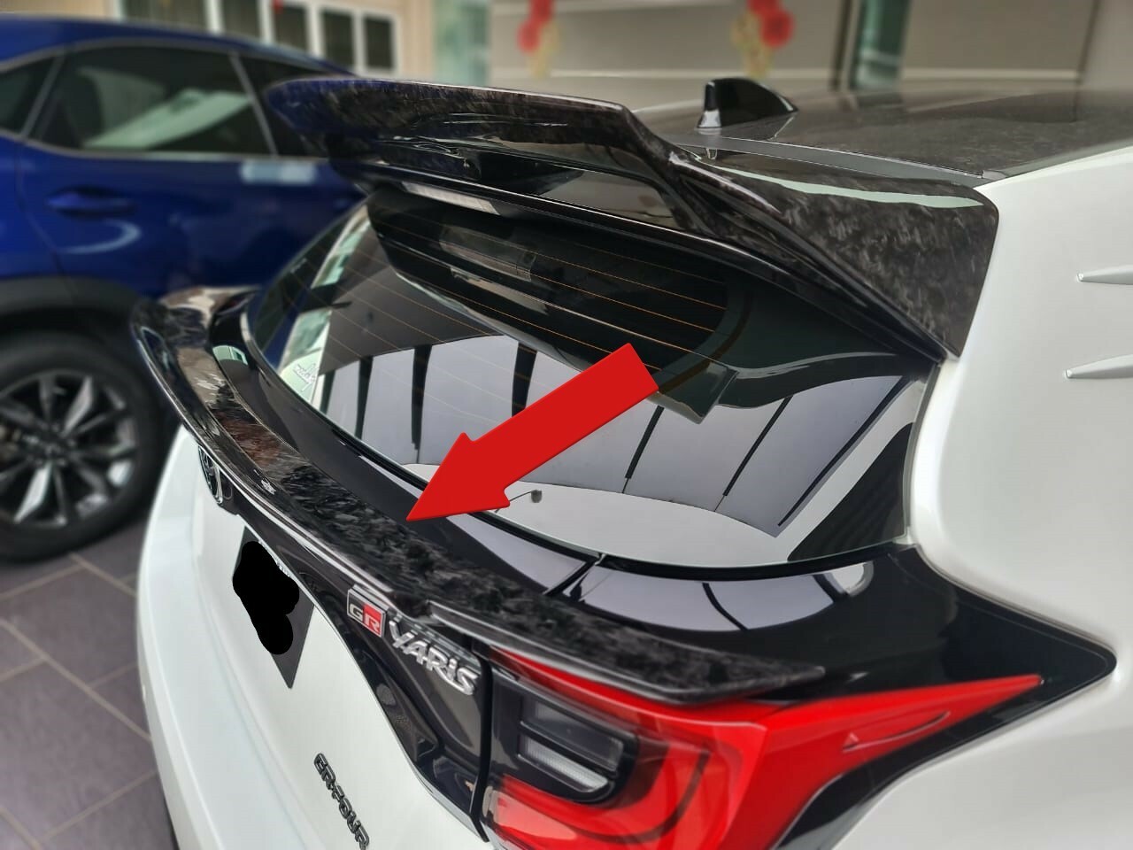 Fit For Toyota GR Yaris Carbon Fiber/Forged Carbon Fiber Center Rear Spoiler