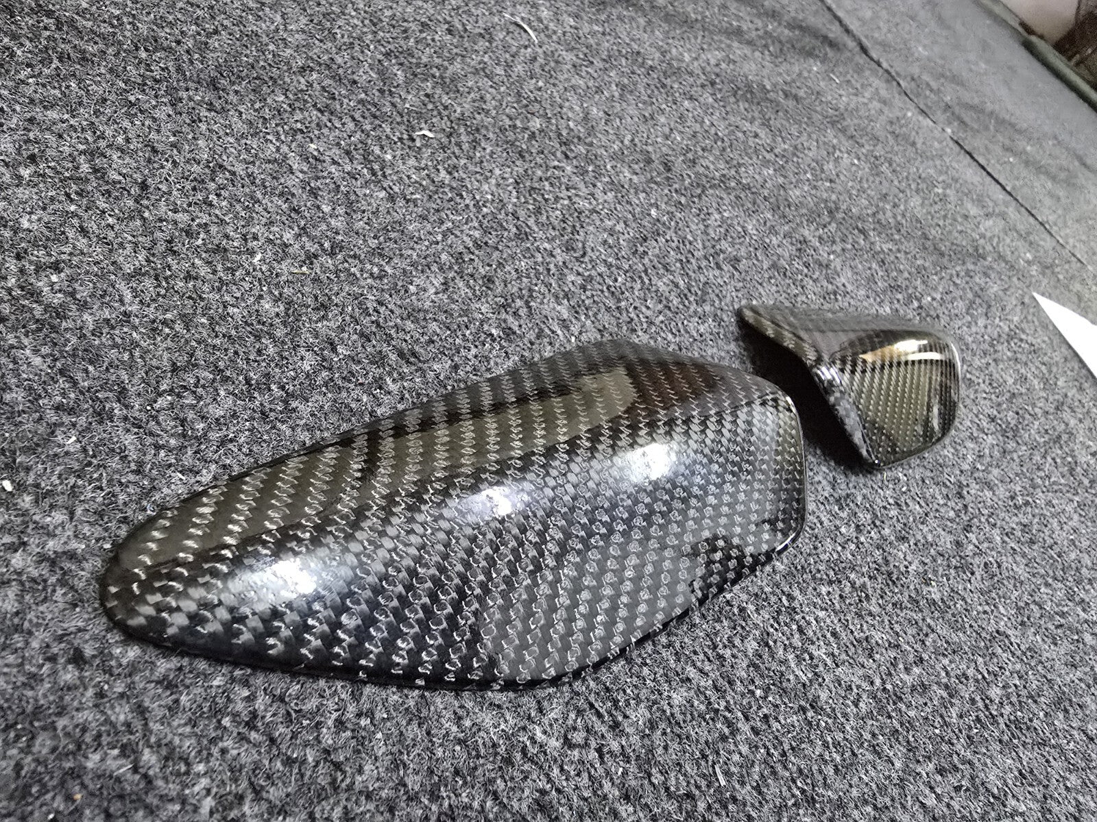Carbon Fiber Tank Sliders fit for Yamaha YZF-R1/R1M 2015-2024