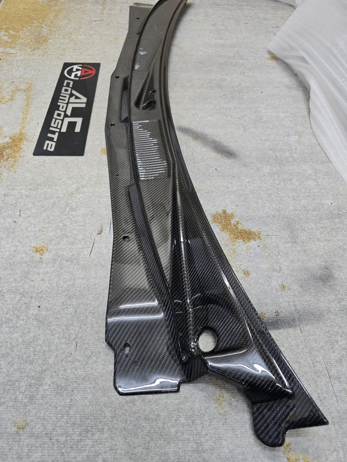 Fit for USDM LHD Nissan Silvia S15/S14/200sx Dry Carbon Fiber Wiper Cowl Cover