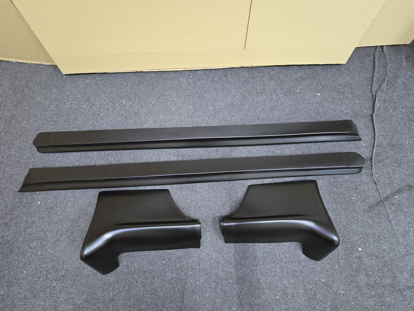 Fit For R32 GTR FRP SIDE SKIRT EXTENSIONS & SIDE POD (For non N1 side skirt))