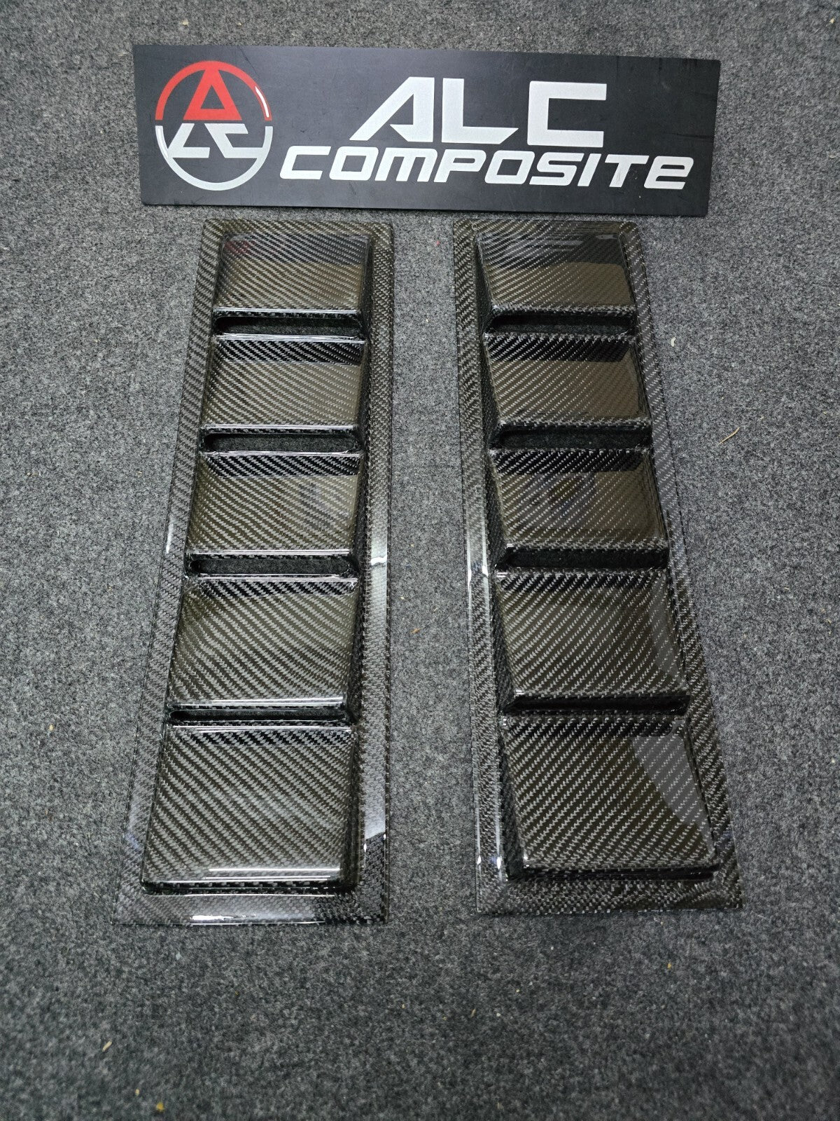 ALC Composite Carbon Fiber Universal/S2000 Hood/Fender Louvre Vents (Pair)