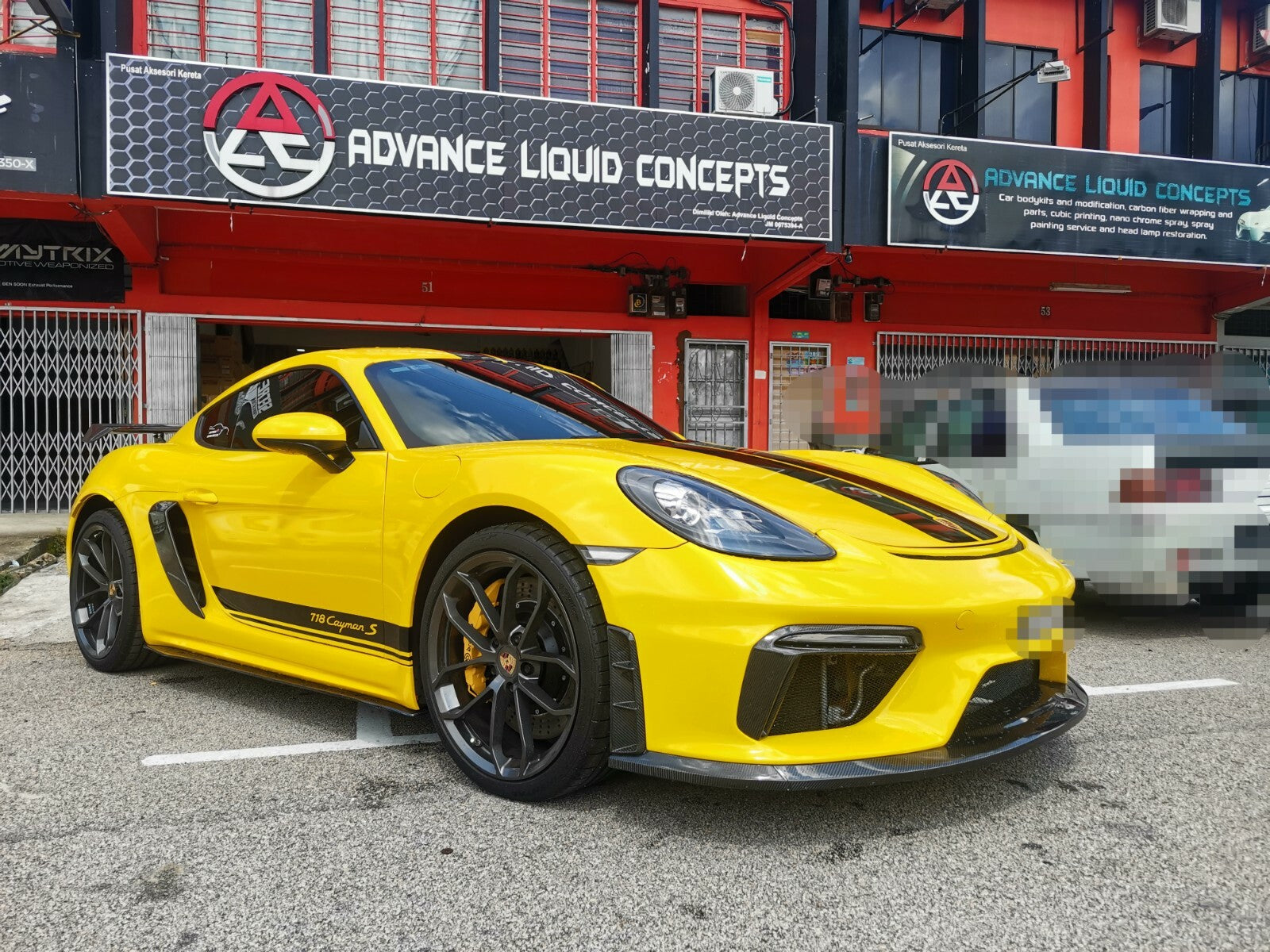 Fit For Porsche Boxster/Cayman 718 GT4 Style Front Bumper with grill w/o DRL 