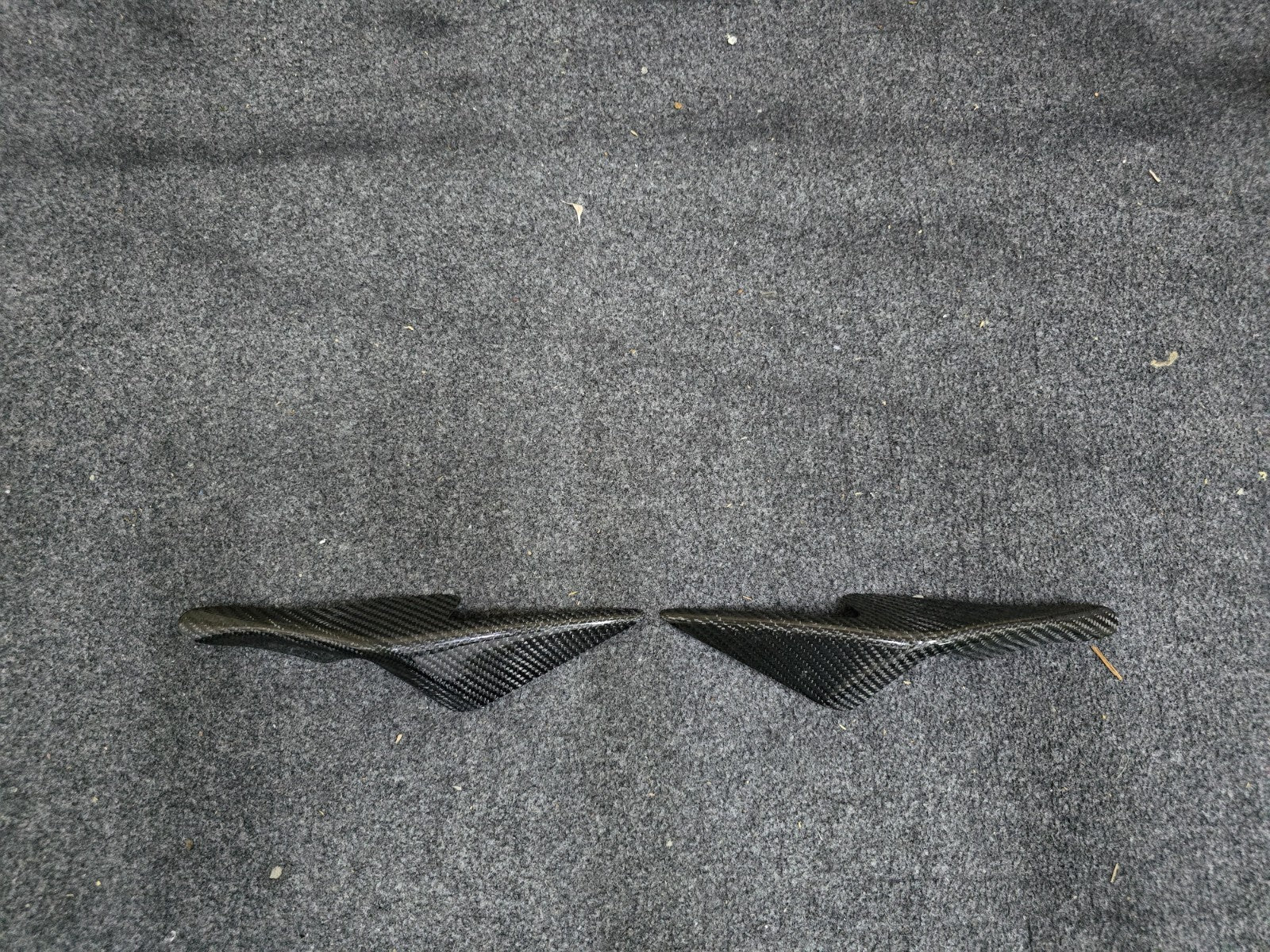 Carbon Fiber Tail Sliders fit for BMW S1000RR '19-'22 & M1000RR '21-'22