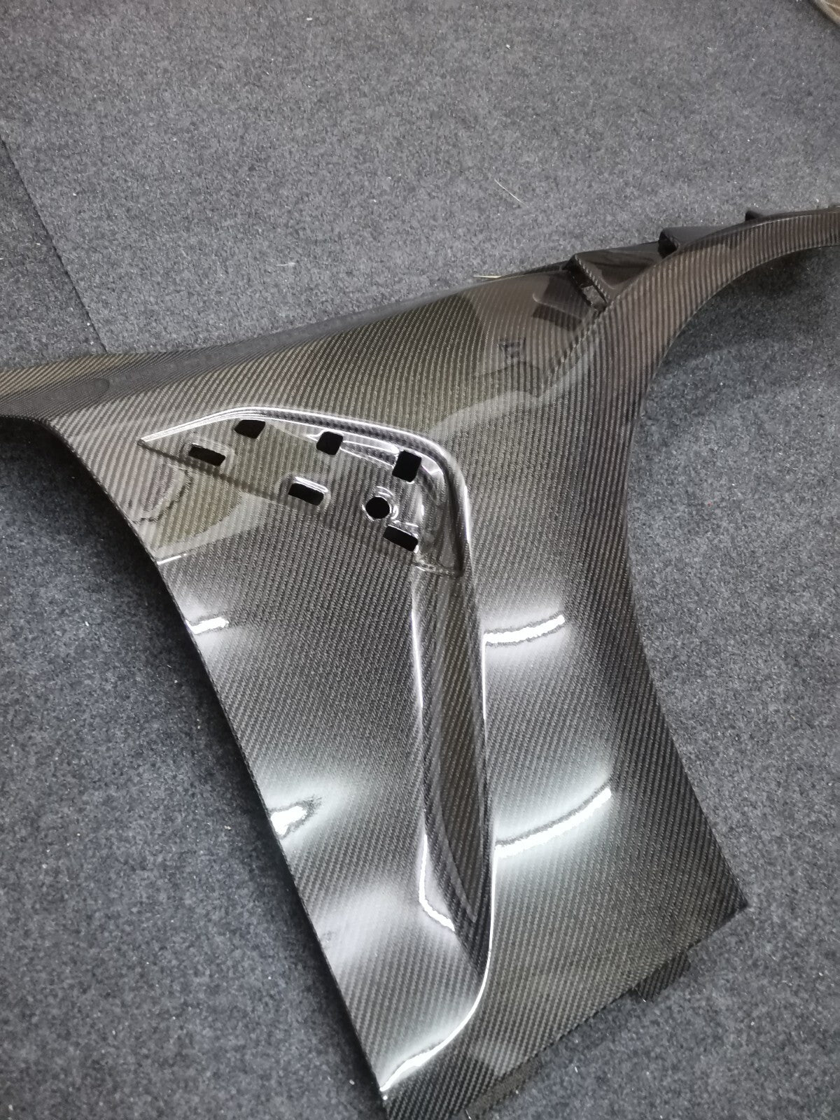 FIT FOR BMW MOTORSPORT DRY CARBON FIBER LIGHTWEIGHT FRONT FENDER - G82 M4