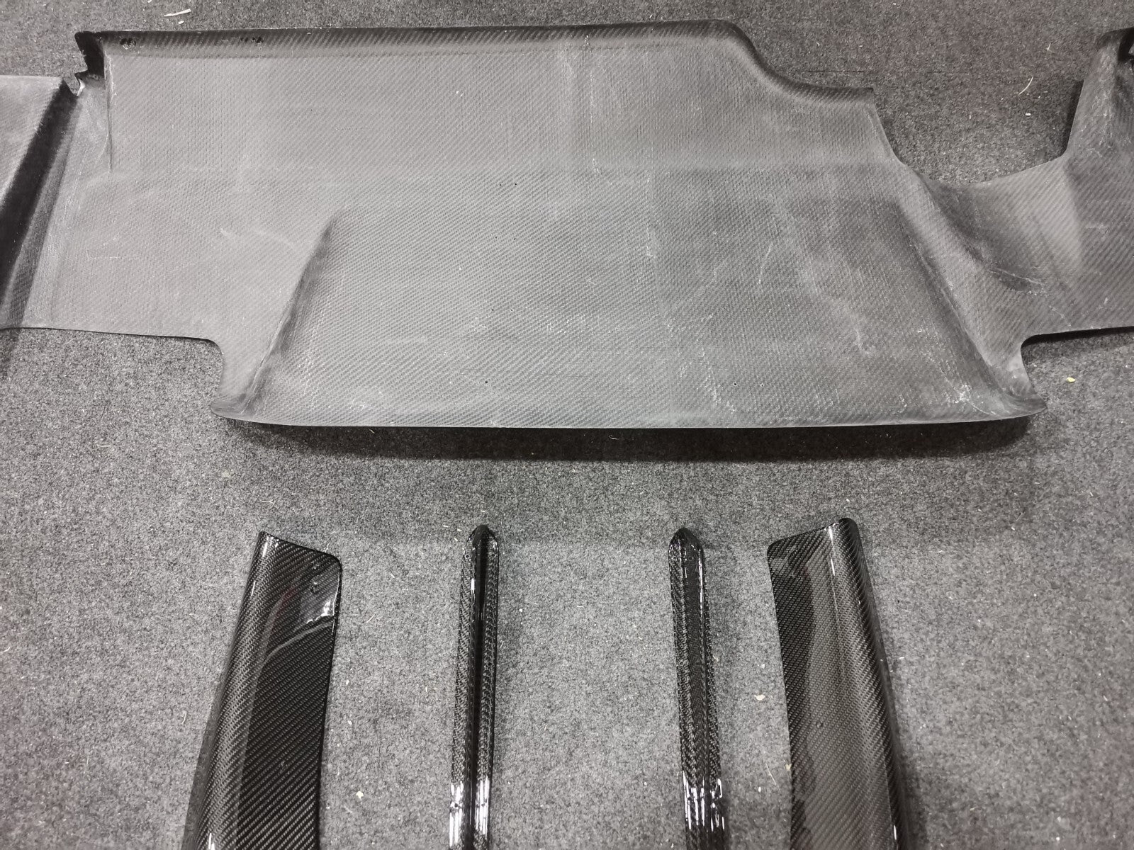 FIT FOR MITSUBISHI EVO 9 CT9A CARBON FIBER REAR BUMPER LOWER DIFFUSER VA STYLE 