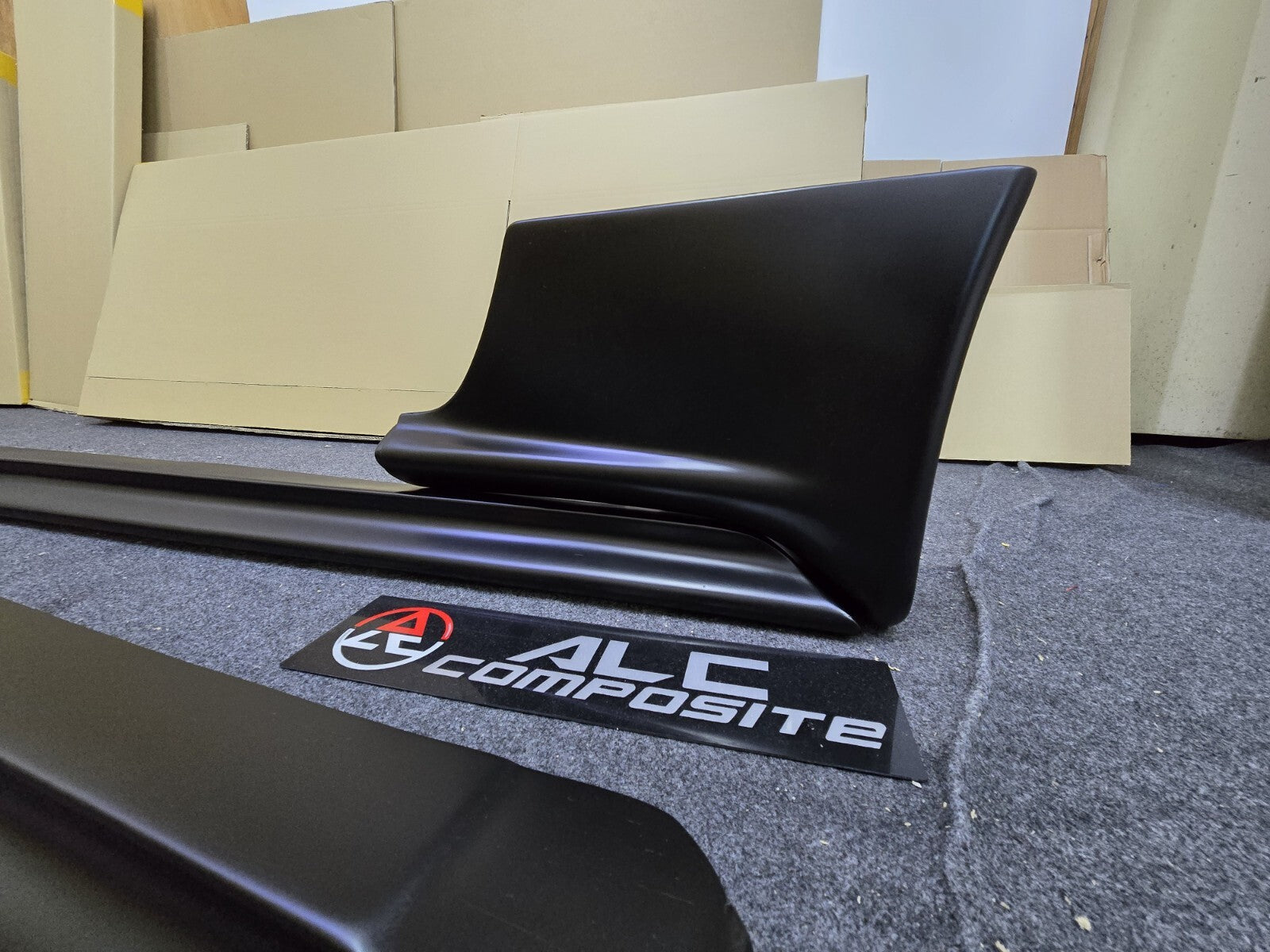 Fit For R32 GTR FRP SIDE SKIRT EXTENSIONS & SIDE POD (For non N1 side skirt))