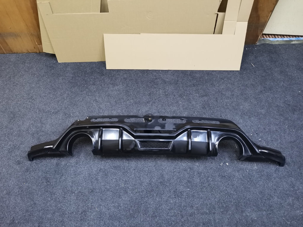 Fit for Toyota Yaris GR Rear Bumper FRP Diffuser With Carbon Heat Shield Cover 