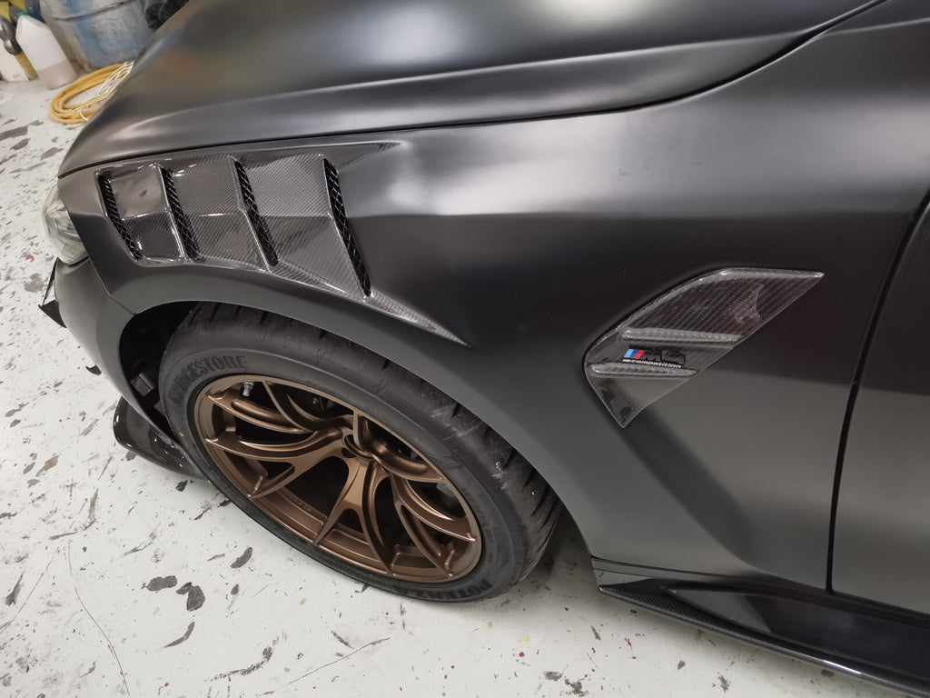FIT FOR BMW MOTORSPORT DRY CARBON FIBER LIGHTWEIGHT FRONT FENDER - G82 M4