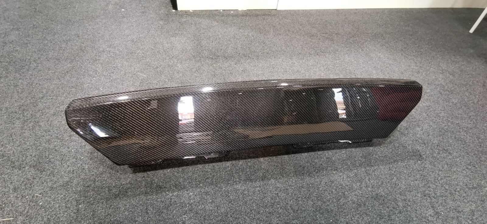 Fit For Lamborghini Huracan M Style Carbon Fiber GT wing comes with carbon base