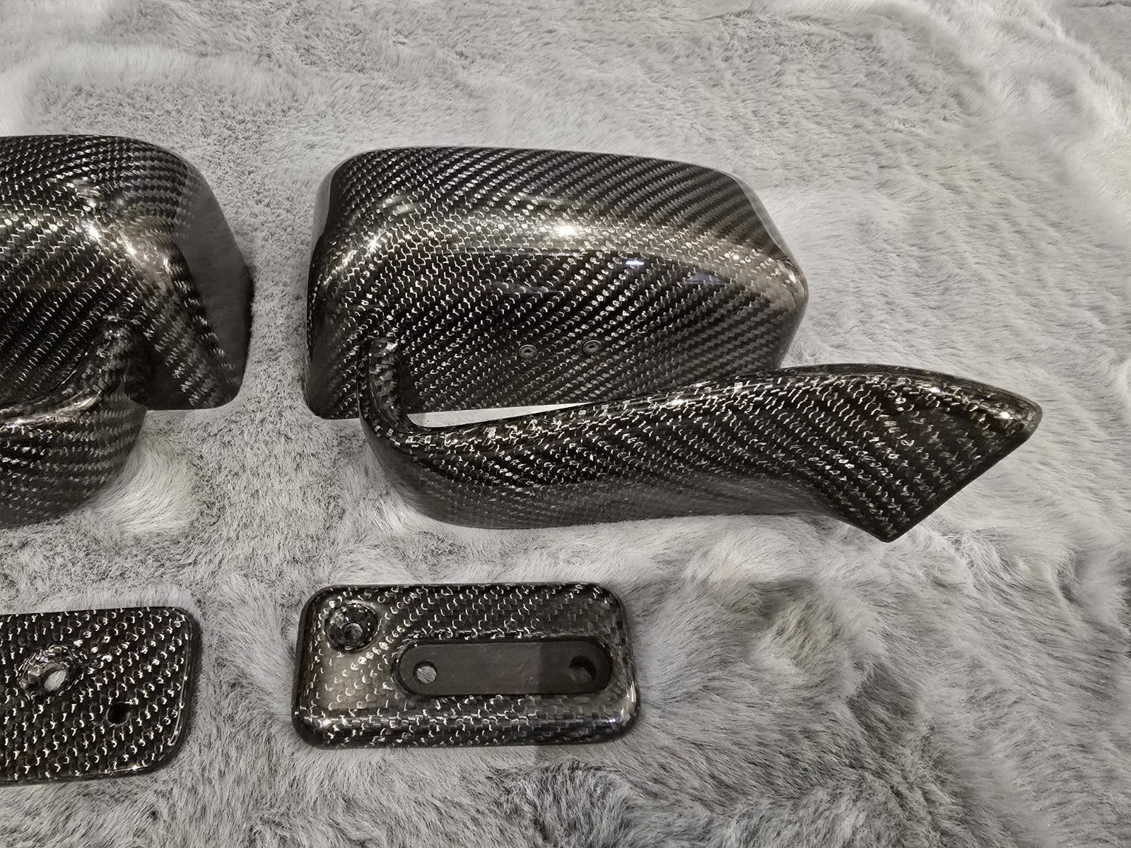 ALC Dry Carbon Fiber Twill Weave LMGT side Mirror (Universal/S2000)