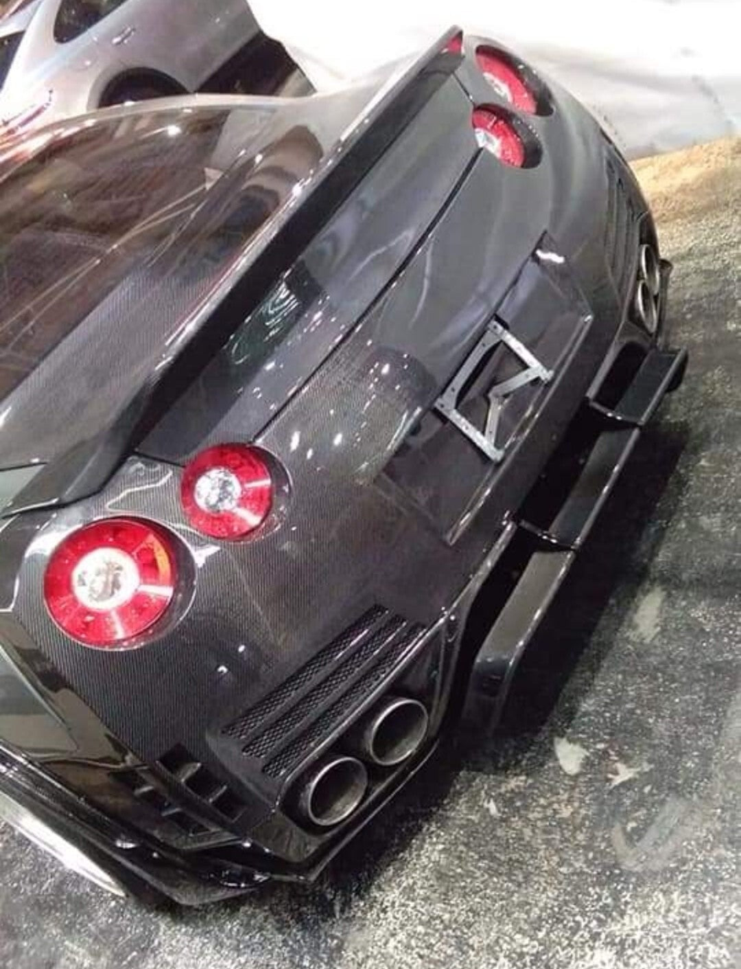 09-20 Fit For Nissan GTR R35 Ducktail Carbon Fiber Spoiler Lid