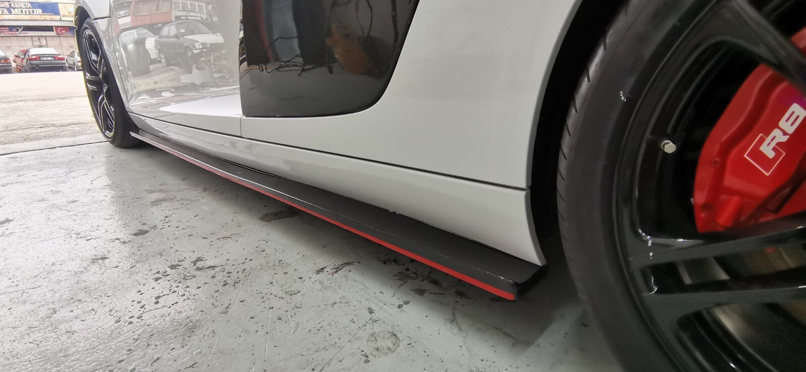 Fit For Audi R8 Gen 1 Carbon Fiber Side Skirt Extensions 2008 to 2015
