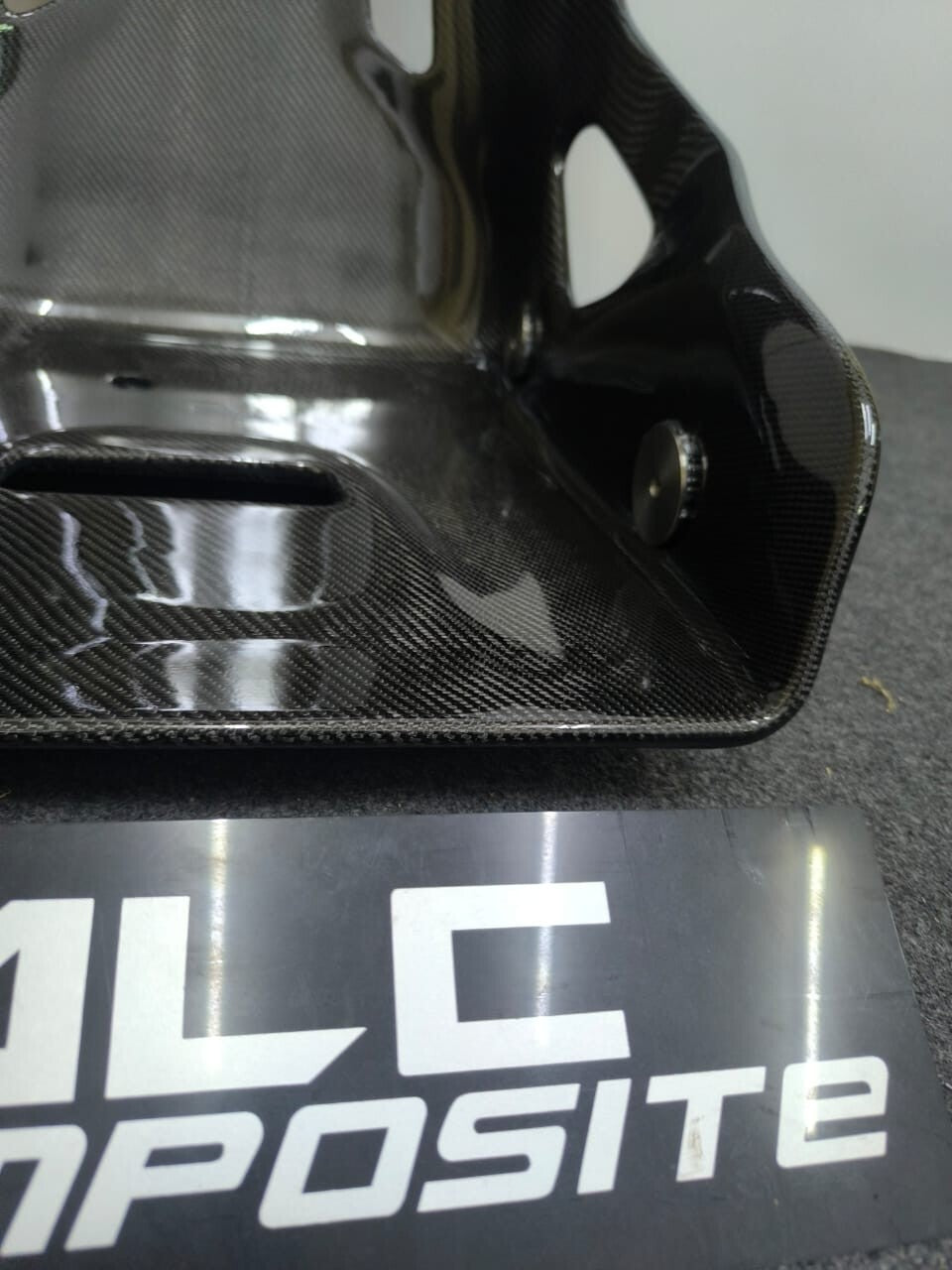 Dry Carbon Fiber Lightweight Bucket Seat With Padding & Bracket Harness 1pc