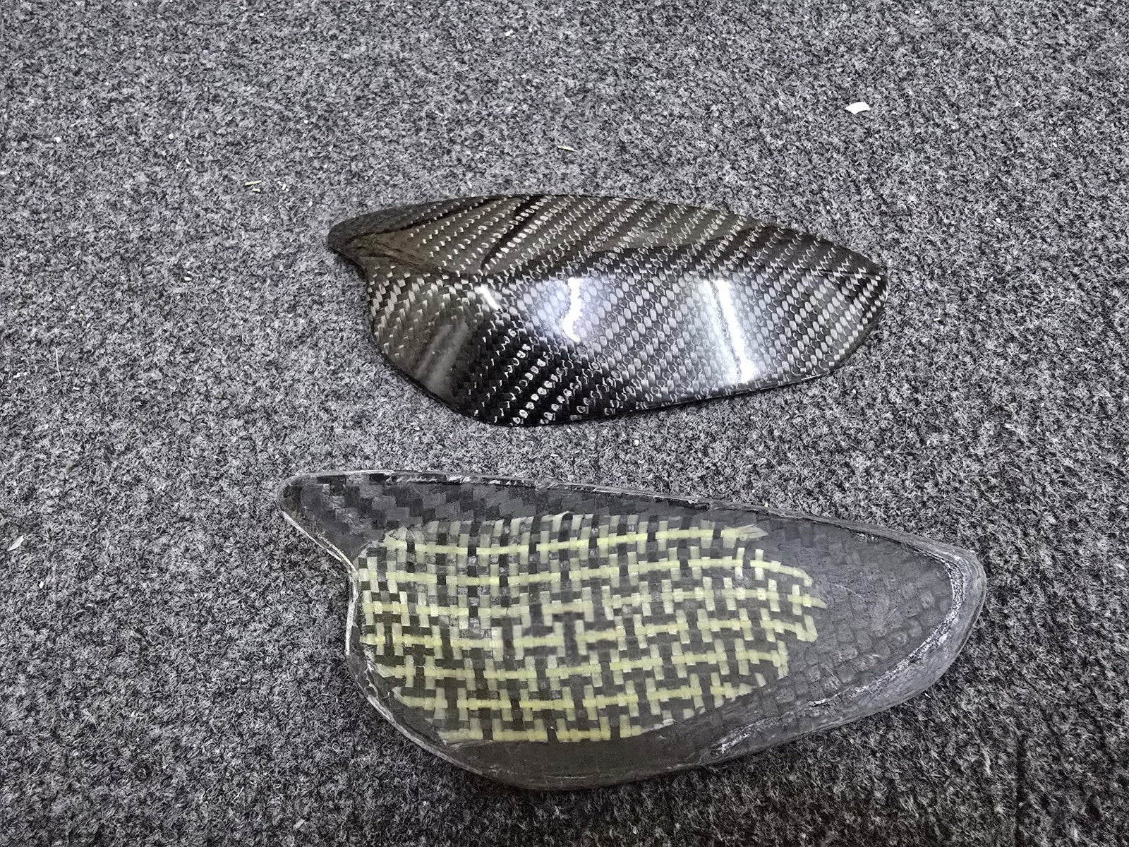 Carbon Fiber Tank Sliders for Kawasaki ZX10R '11-'20