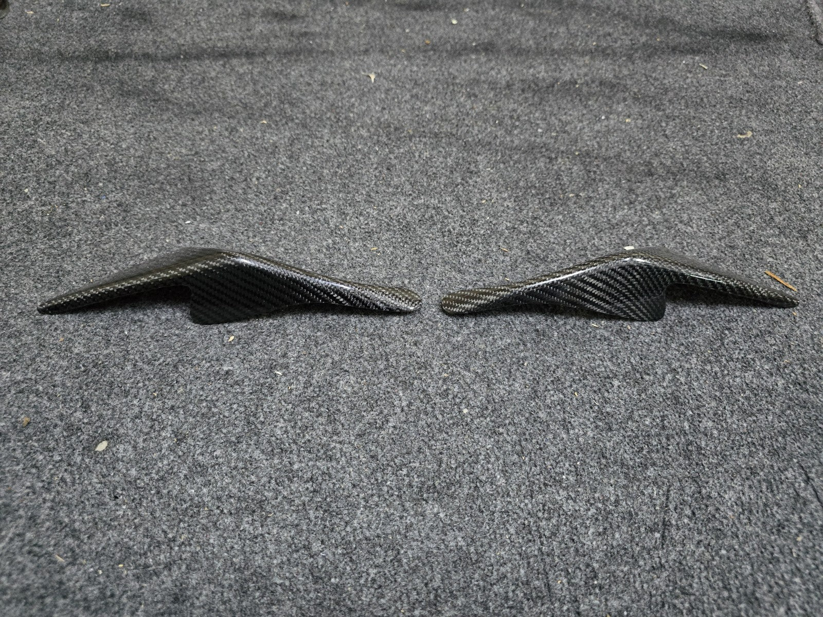 Carbon Fiber Tail Sliders fit for BMW S1000RR '19-'22 & M1000RR '21-'22
