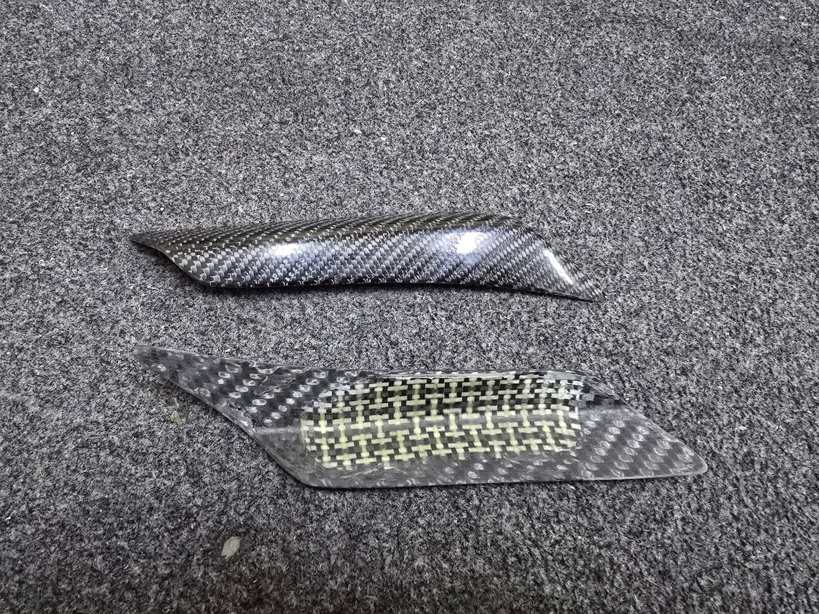 Carbon Fiber Tail Sliders fit for Yamaha YZF-R1/R1M 2019+