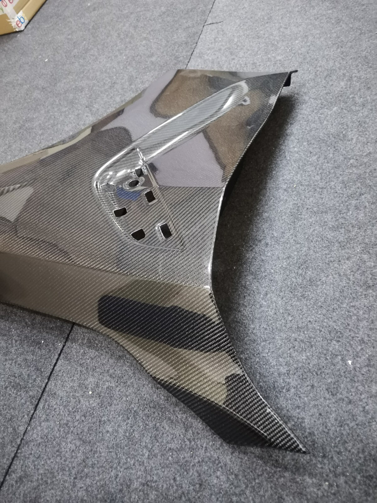 FIT FOR BMW MOTORSPORT DRY CARBON FIBER LIGHTWEIGHT FRONT FENDER - G82 M4