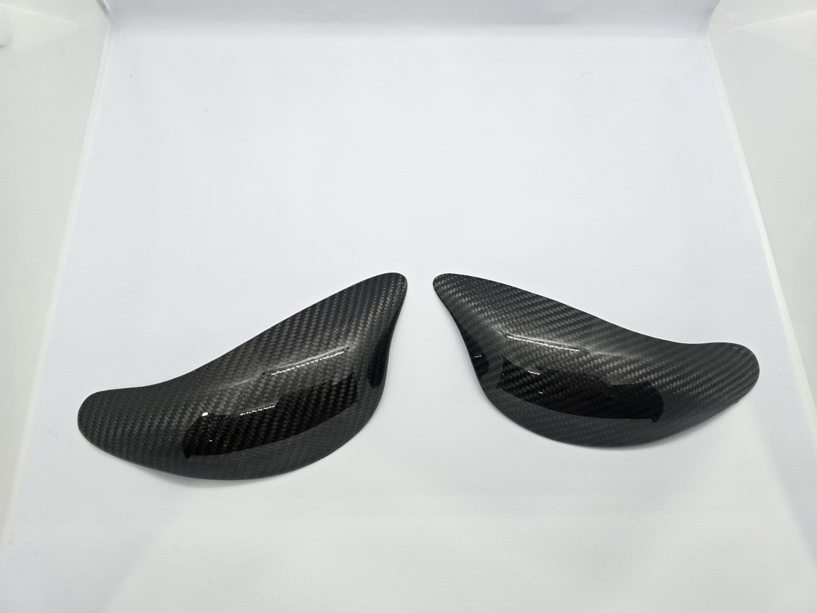 Carbon Fiber w/Kevlar Tank Sliders for Kawasaki ZX10R ('08-'10) & ZX6R ('09-)