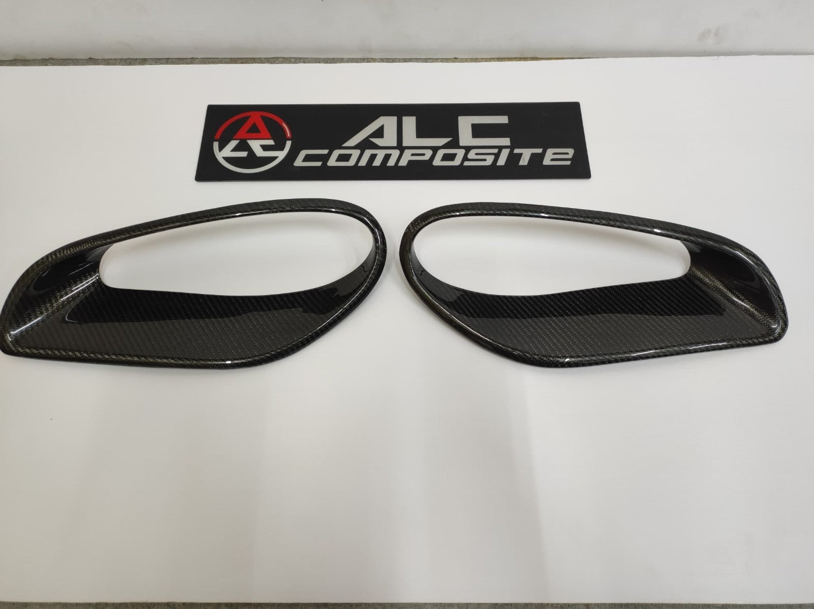 For Porsche 911 991 Turbo S 14-18 Dry Carbon Side Fender Air Vent Intake Covers