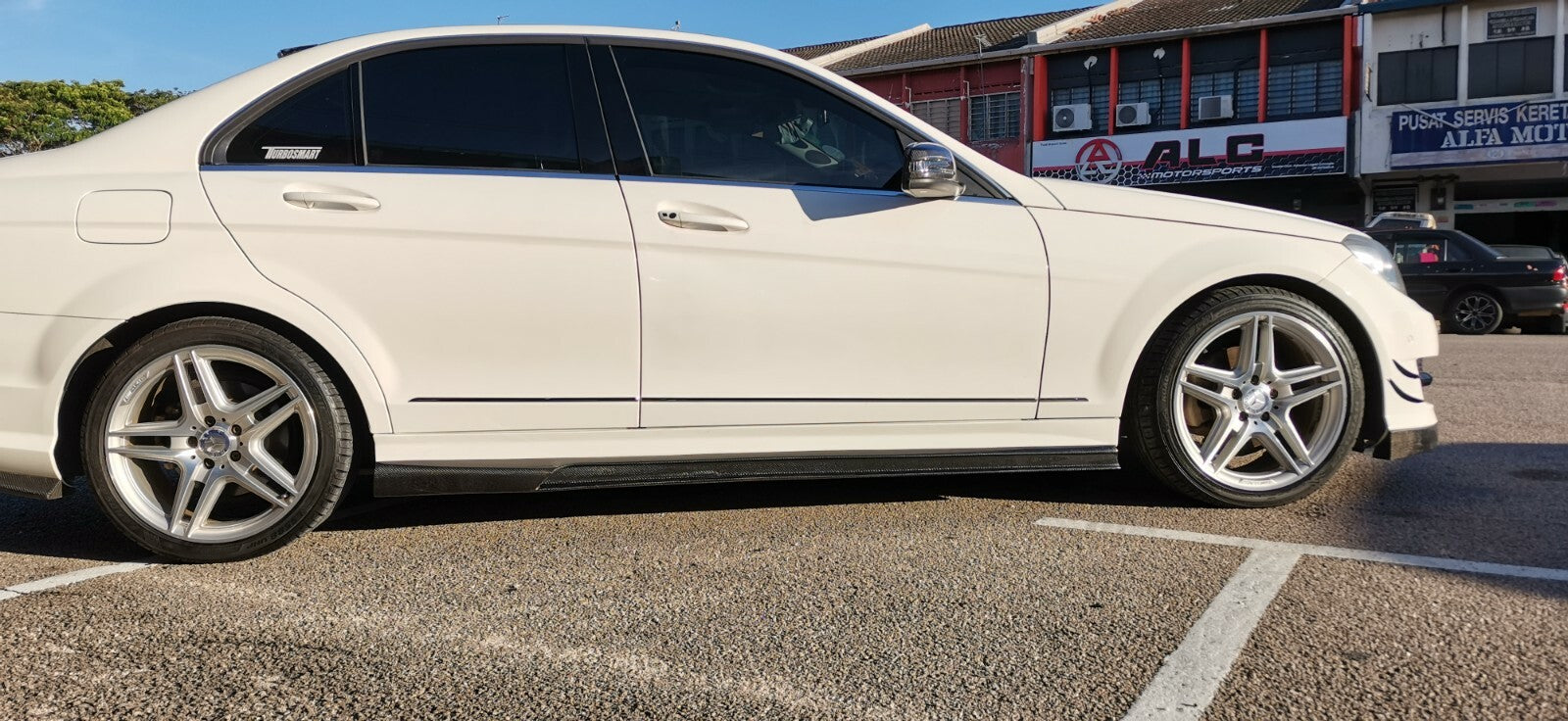 Fit For Mercedes W204 C63 Vorsteiner Style Carbon Fiber Side Extension 
