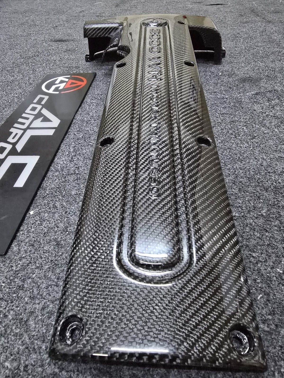 Engine Plug Cover Trim For Toyota MK4 Supra 2JZ VVTI Dry Carbon