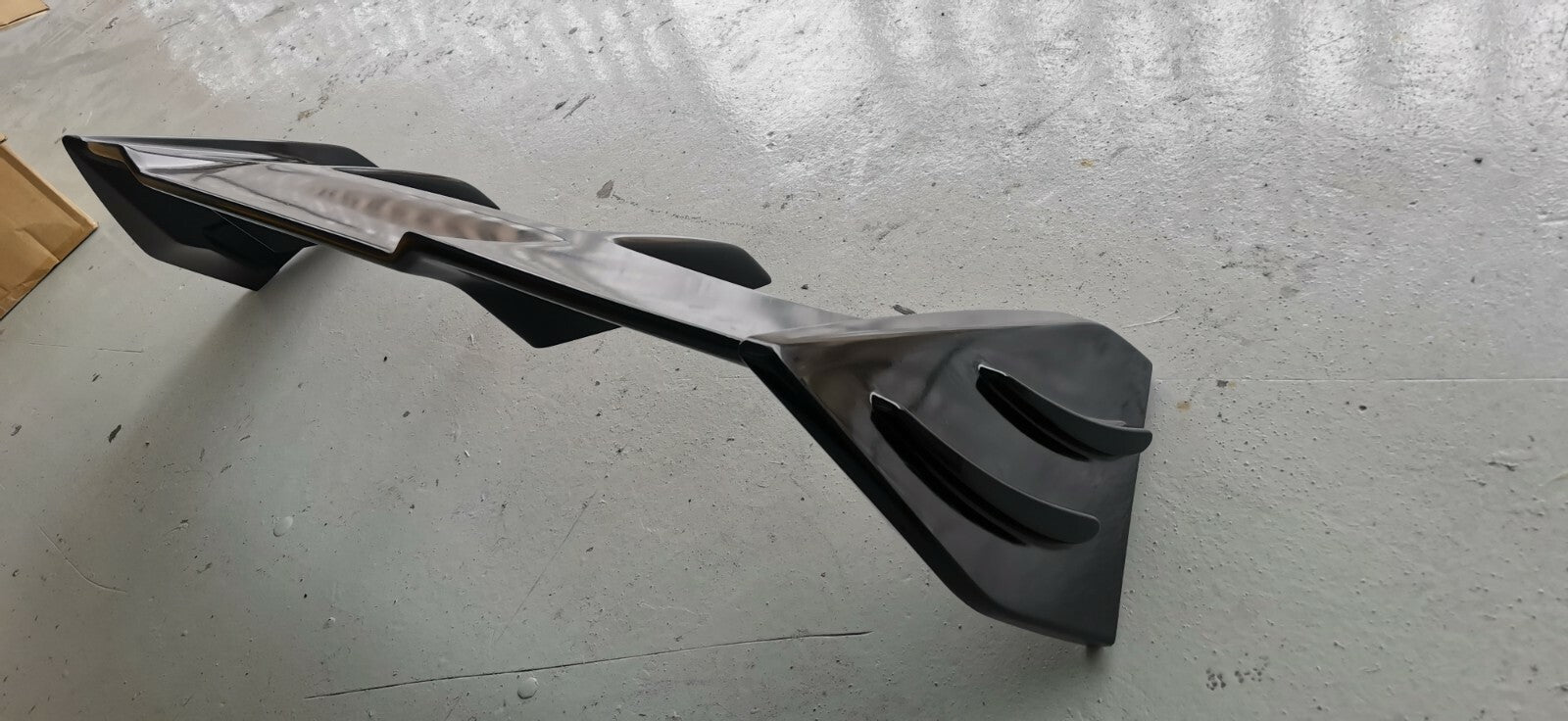 REAR BONNET SPOILER WING UNPAINTED FIT FOR TOYOTA GR YARIS GXPA16 TOM's STYLE