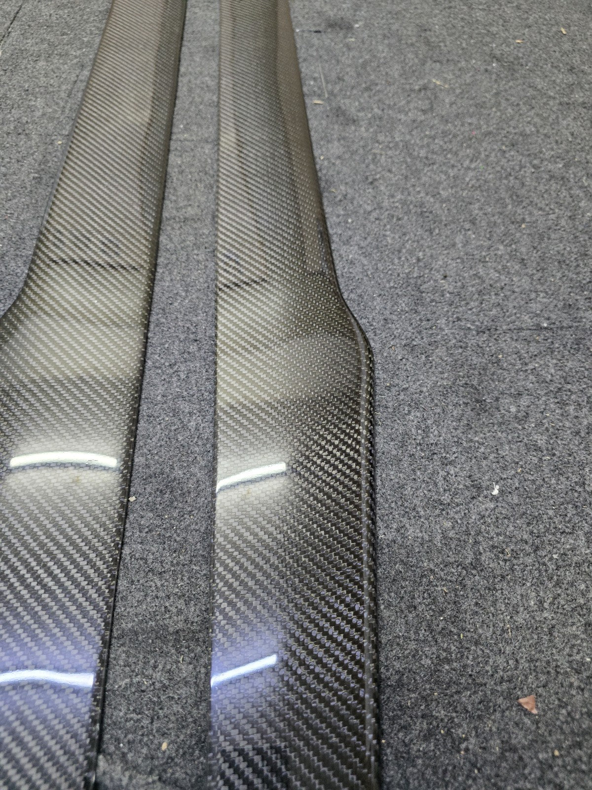 Fit For Audi TTRS MK2 Carbon Fiber Side Diffuser Extension Lip/Skirt ALC Design