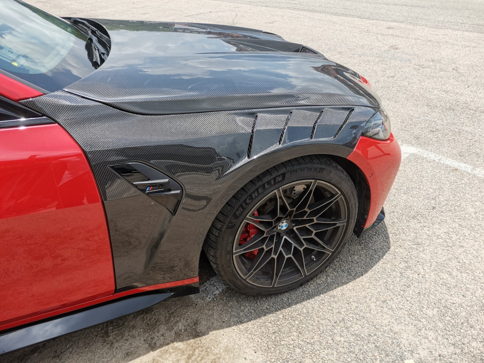 FIT FOR BMW MOTORSPORT DRY CARBON FIBER LIGHTWEIGHT FRONT FENDER - G82 M4