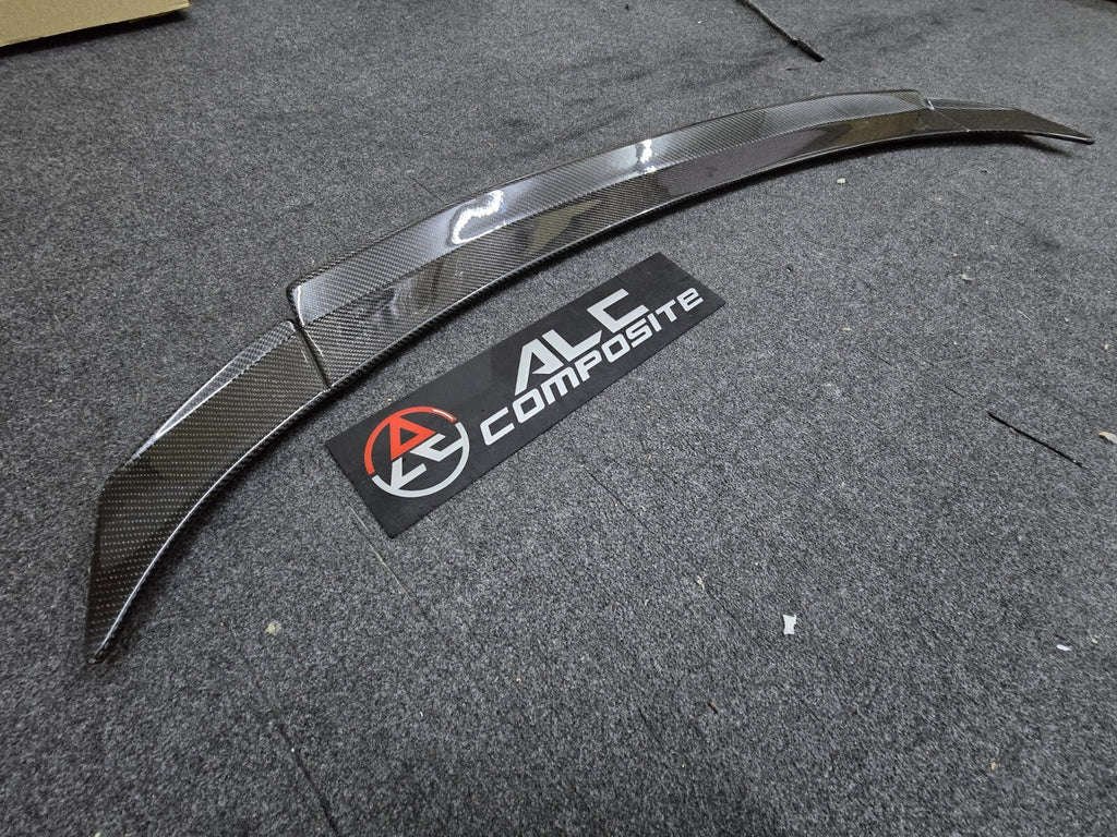 Fit For Toyota GR Yaris Carbon Fiber/Forged Carbon Fiber Center Rear Spoiler