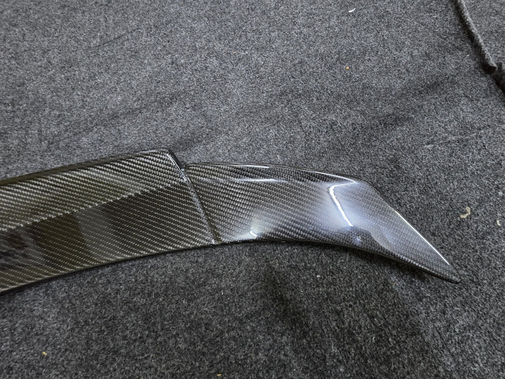 Fit For Toyota GR Yaris Carbon Fiber/Forged Carbon Fiber Center Rear Spoiler