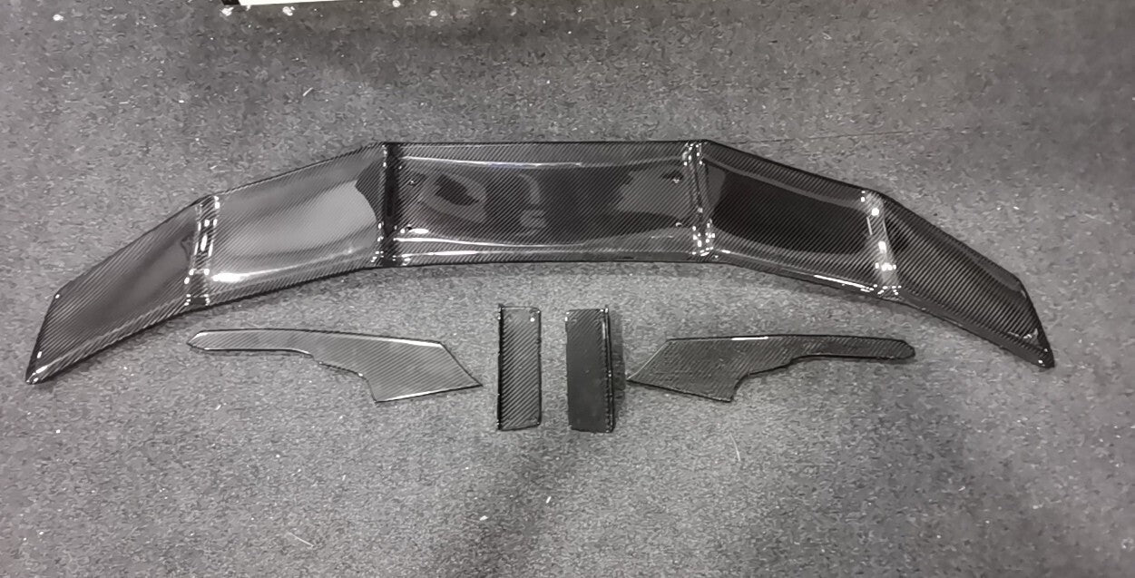 Universal Carbon Fiber GT Wing For VW/Mercedes/Audi/BMW Hatchback & MPV