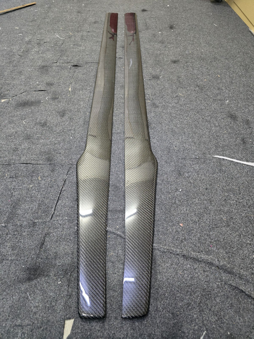 Fit For Audi TTRS MK2 Carbon Fiber Side Diffuser Extension Lip/Skirt ALC Design