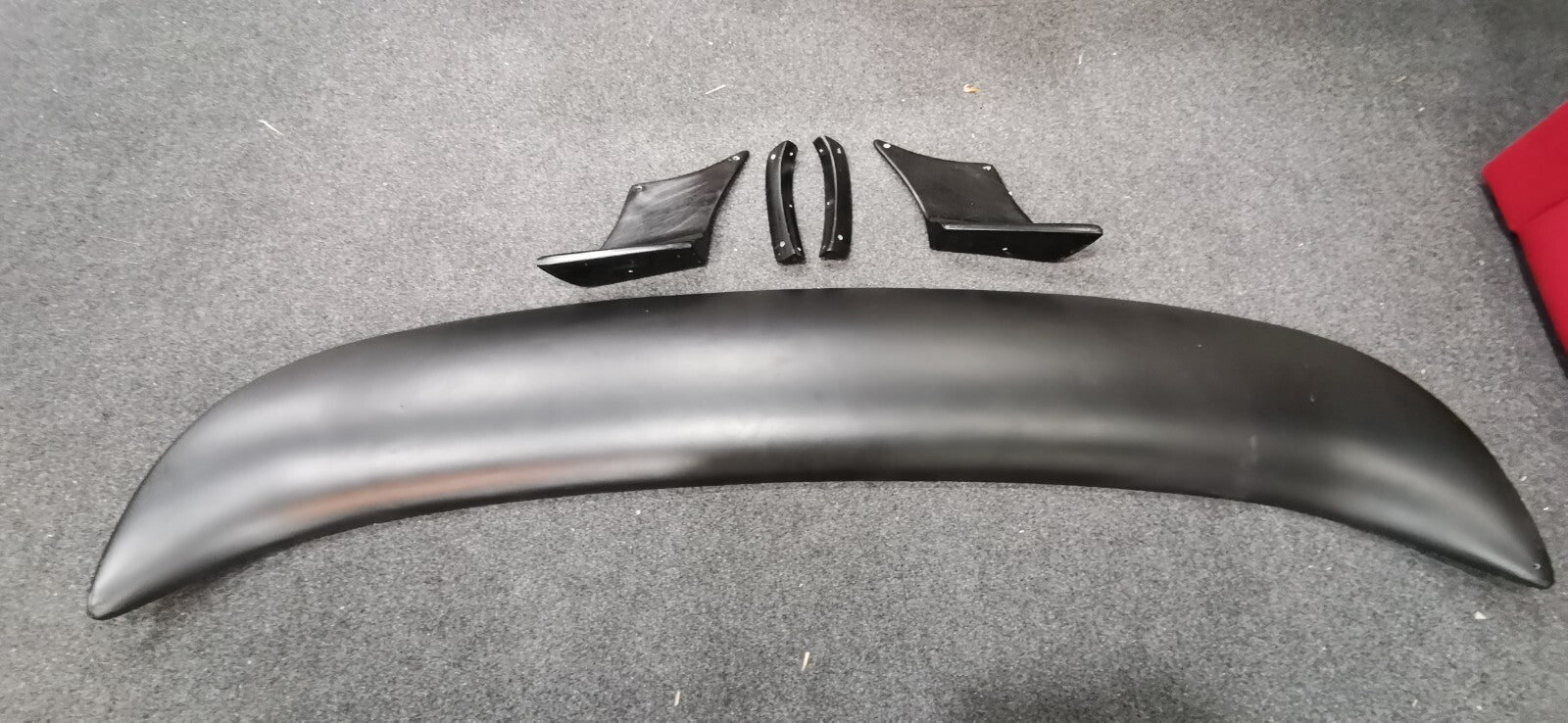 Fit For Nissan GTR R35 09-20 Esprit Style FRP Rear Spoiler Wing (bolt on)