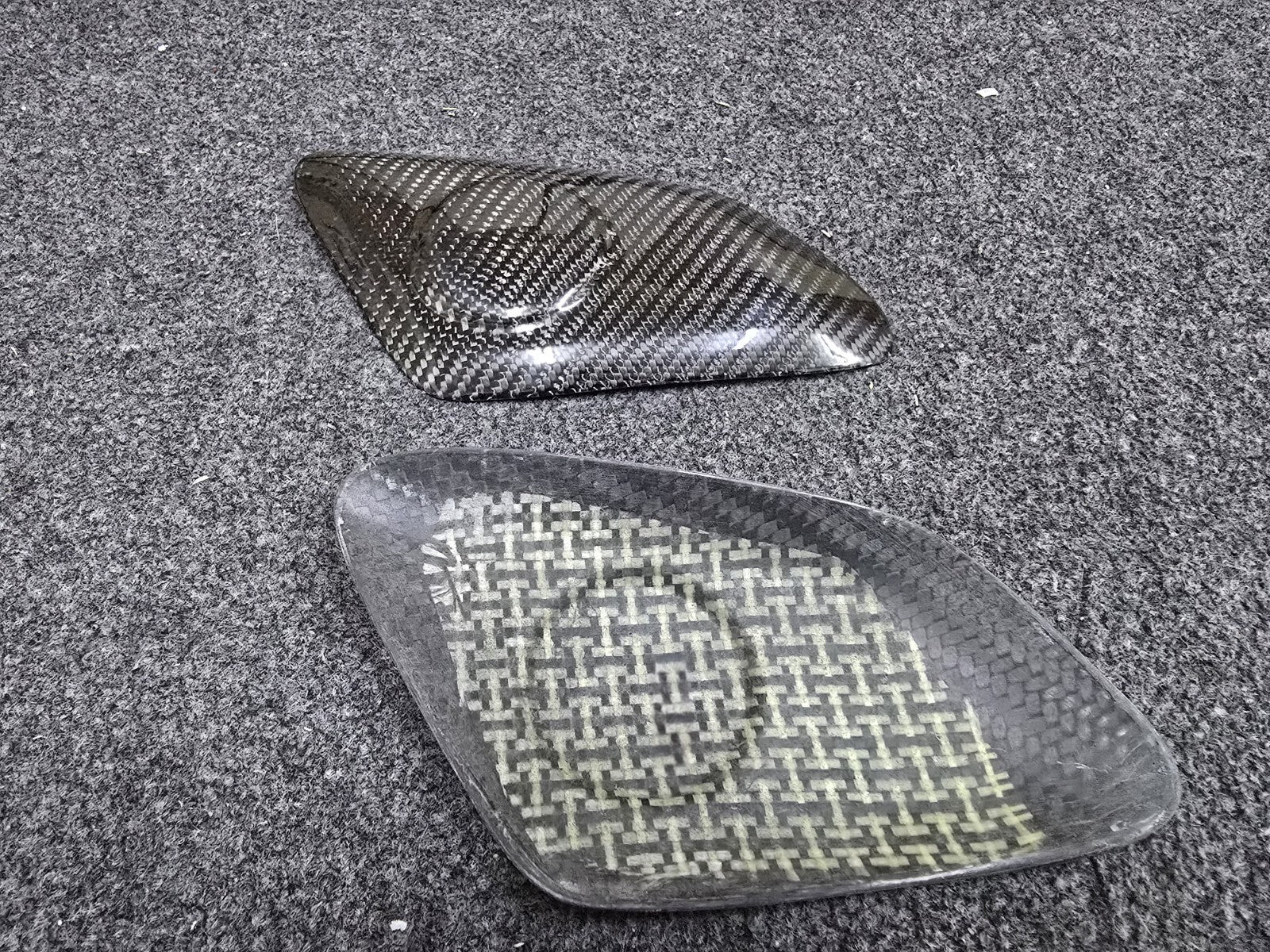 Carbon Fiber Tank Sliders fit for Yamaha YZF-R1 2009-2014