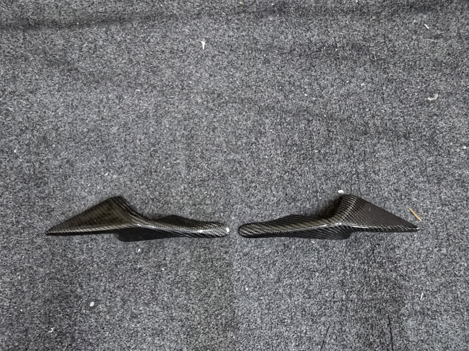 Carbon Fiber Tail Sliders fit for BMW S1000RR '19-'22 & M1000RR '21-'22