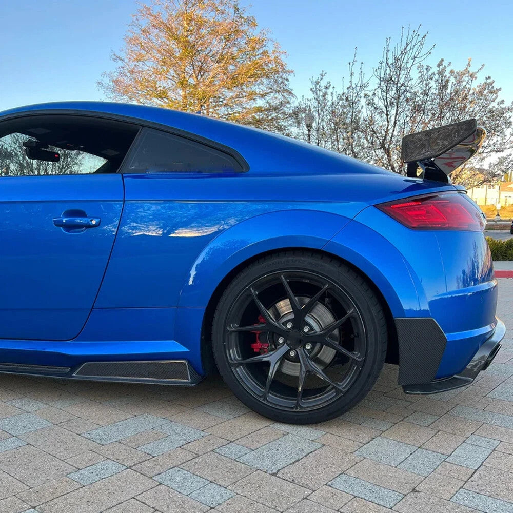 For Audi TTS/TTRS MK3 8S Carbon Fiber Rear Bumper Splitter Fin Canard/side spat