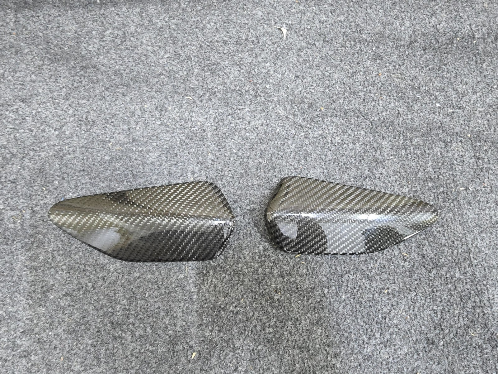 Carbon Fiber Tank Sliders fit for Yamaha YZF-R1/R1M 2015-2024